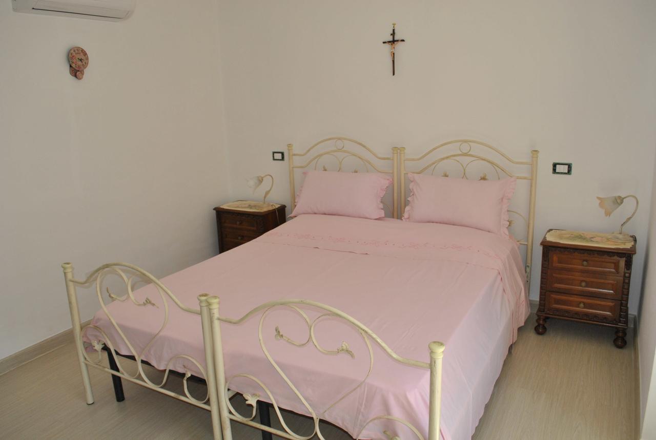 B&B Ginevra Пульсано Екстер'єр фото